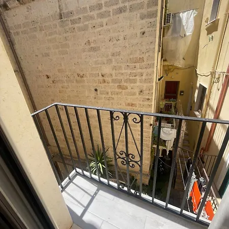 Apartment Rosas - Palazzo S, Annunziata *