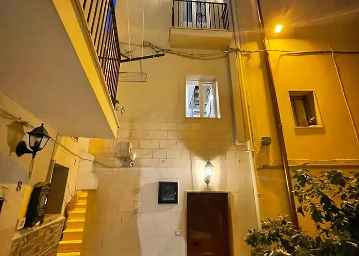 Rosas - Palazzo S, Annunziata Apartment