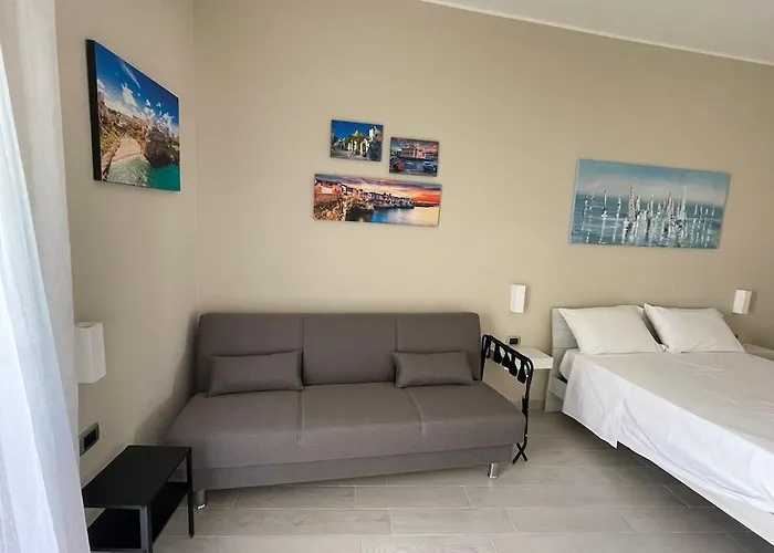 Rosas - Palazzo S, Annunziata Apartment *